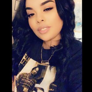 Meet your Posher, Doniquee